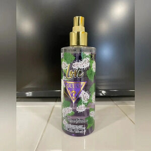 GUESS Love Nirvana Dream Body‎ Spray Perfume